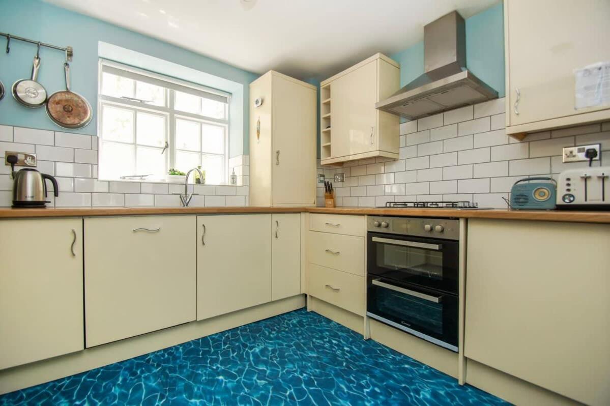 Mermaid Townhouse- By Brighton Holiday Lets Eksteriør billede